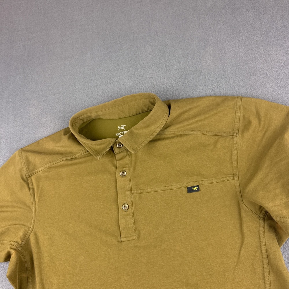 Arc'teryx Polo Shirt Men's L Green Short Sleeve Hiking Outdoor Gorpcore Distress